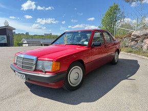Mercedes-Benz 190