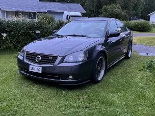 Nissan Altima