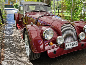 Morgan Plus 8