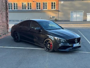 Mercedes-Benz CLA 45 AMG