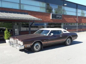 Ford Thunderbird