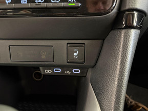Mazda 2 Hybrid