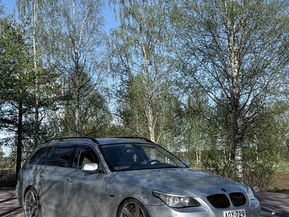 BMW 525