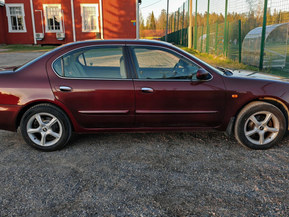 Nissan Maxima