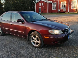 Nissan Maxima