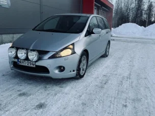 Mitsubishi Grandis