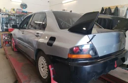 Mitsubishi Lancer
