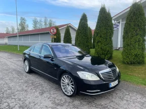 Mercedes-Benz S