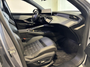 Peugeot e-3008