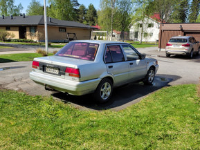 Nissan Sunny