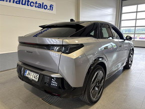 Peugeot e-3008