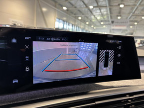 Peugeot e-3008