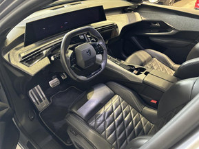 Peugeot e-3008
