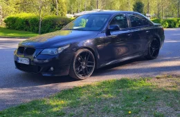 BMW 525