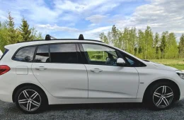 BMW 218