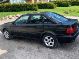 Audi 80