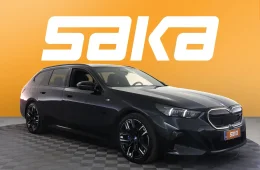 BMW i5 M60