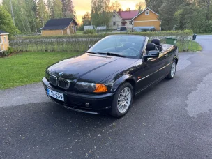 BMW 323