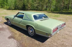 Ford Thunderbird