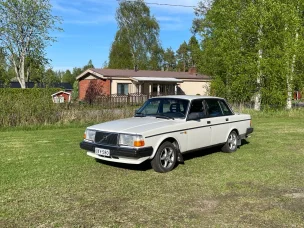Volvo 240