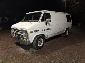 Chevrolet Chevy Van