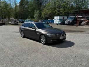BMW 525