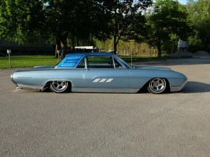 Ford Thunderbird