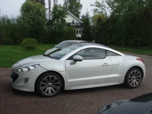 Peugeot RCZ