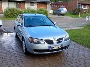 Nissan Almera