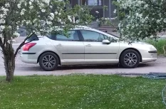 Peugeot 407