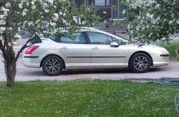 Peugeot 407