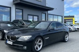 BMW 730