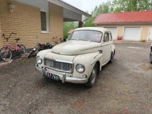 Volvo PV