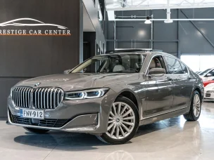 BMW 745