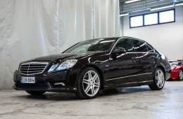 Mercedes-Benz E