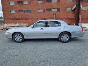 Lincoln Town Car
