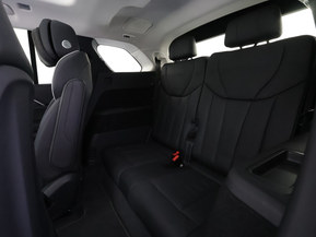 Hongqi E-HS9