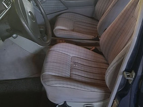 Mercedes-Benz 230