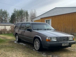 Volvo 745