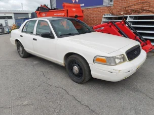 Ford Crown Victoria