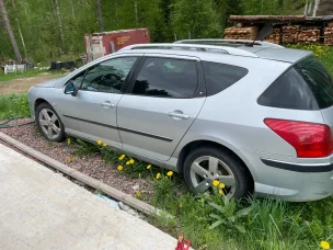 Peugeot 407