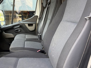 Nissan NV400
