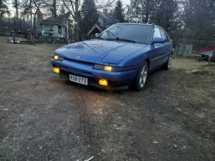 Mazda 323F