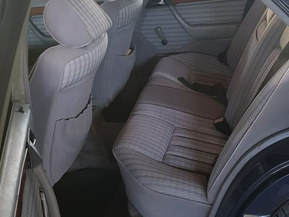 Mercedes-Benz 230