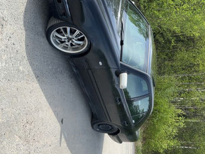 Mercedes-Benz E 230