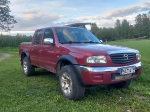Mazda B2500