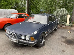 BMW 728