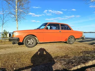 Volvo 242