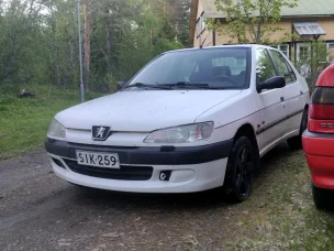 Peugeot 306