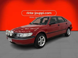 Saab 900